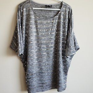 ♕ 2/$15 NEW DIRECTIONS Silver Sequined Top